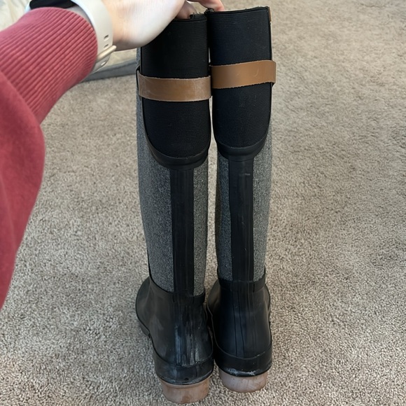 Boots - Picture 4 of 5